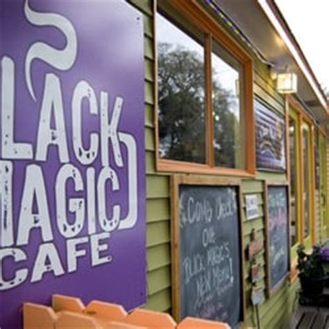 Black magic cafe coli beach